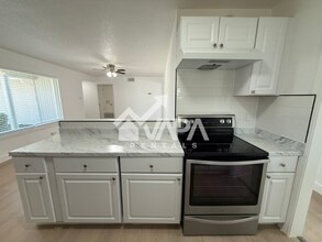 6426 Flint Rock Dr in San Antonio, TX - Building Photo - Building Photo