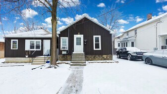 15 E 21st St in Chicago Heights, IL - Building Photo