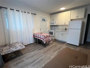 1697 Lewalani Dr in Honolulu, HI - Building Photo - Building Photo
