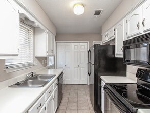 7499 Spinola Cove in Memphis, TN - Building Photo - Building Photo