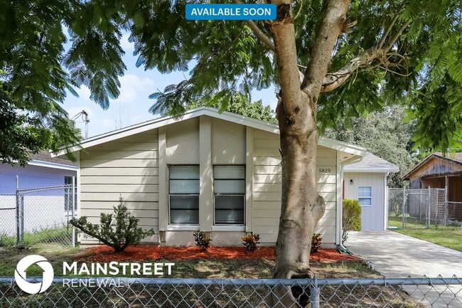 property at 5819 W Amelia St