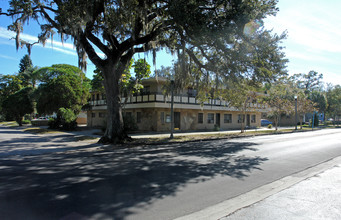 22nd Street Suites in St. Petersburg, FL - Foto de edificio - Building Photo