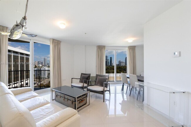 2701 SW 3rd Ave in Miami, FL - Building Photo - Building Photo