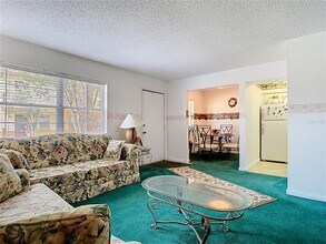 744 Wyman Ct in Orlando, FL - Foto de edificio - Building Photo