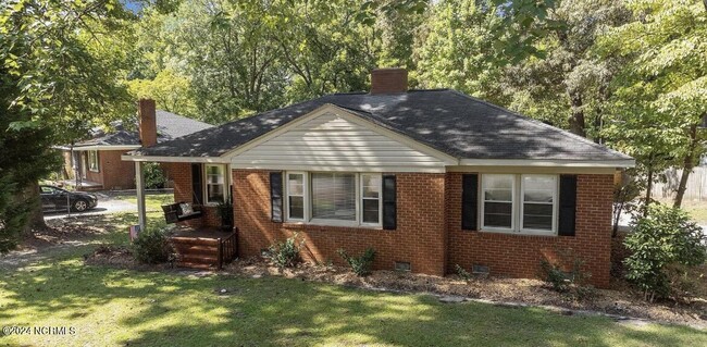 2511 Jefferson Dr in Greenville, NC - Building Photo - Building Photo