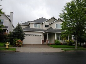 3594 NW Talamore Terrace in Portland, OR - Building Photo