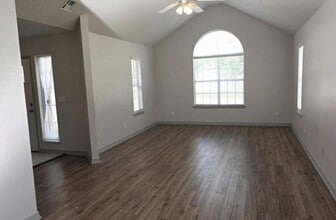 1796 N Salem Rd in Fayetteville, AR - Foto de edificio - Building Photo