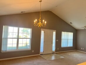 115 Marbella Dr in Murrells Inlet, SC - Building Photo - Building Photo