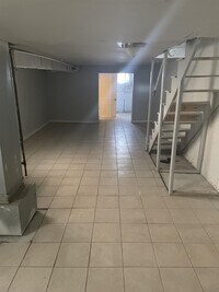 631 Dumbarton Ave photo'