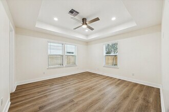 903 E 37th St in Houston, TX - Building Photo - Building Photo