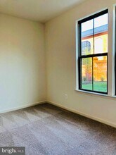 124 Tolocka Terrace NE in Leesburg, VA - Building Photo - Building Photo