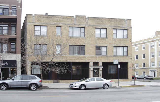 3535-3537 N Southport Ave in Chicago, IL - Building Photo - Building Photo