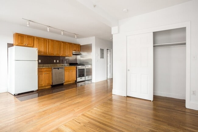 property at 90 Warrenton St