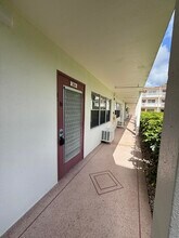 384 Fanshaw J in Boca Raton, FL - Building Photo - Building Photo
