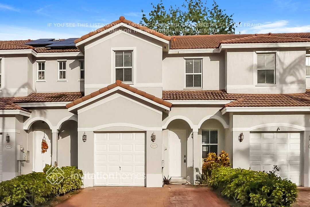 20773 NE 10th Path in Miami, FL - Foto de edificio