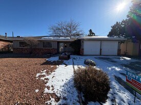 2828 Indiana St NE in Albuquerque, NM - Building Photo