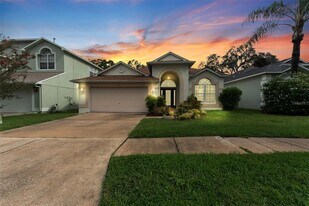 7743 Bingham Ct in Tampa, FL - Building Photo