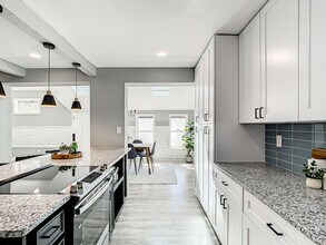 5105 Dorian Ave in Belle Isle, FL - Building Photo - Building Photo