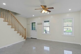 22 Firth St in Cornwall, NY - Building Photo - Building Photo