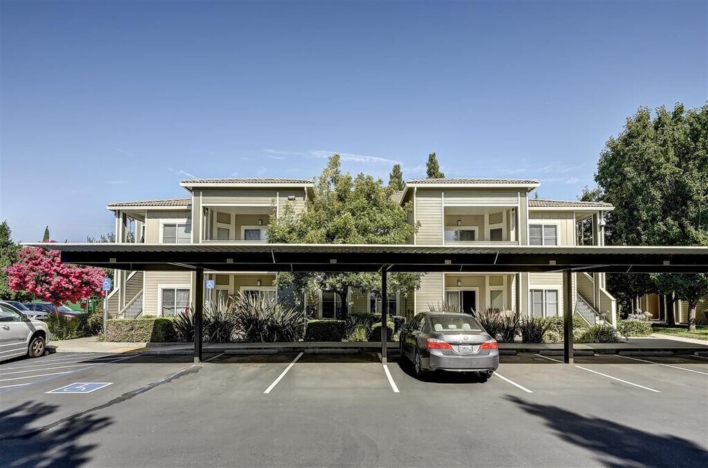 Monticello at Southport Apartments in West Sacramento, CA