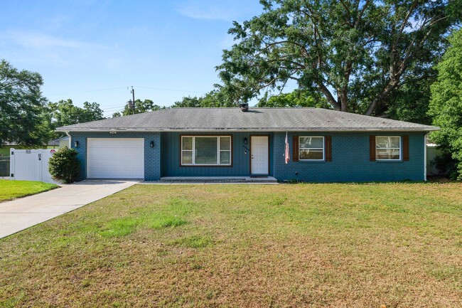 property at 4043 Jenny Dr