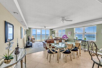 3000 S Ocean Blvd in Boca Raton, FL - Building Photo - Building Photo