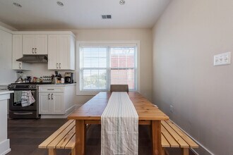 16 17th St NE in Washington, DC - Building Photo - Building Photo