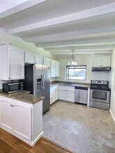 13345 Ronnie Way in Saratoga, CA - Building Photo - Building Photo