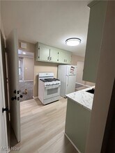 7470 Lanier Dr in Middleburg Heights, OH - Building Photo - Building Photo