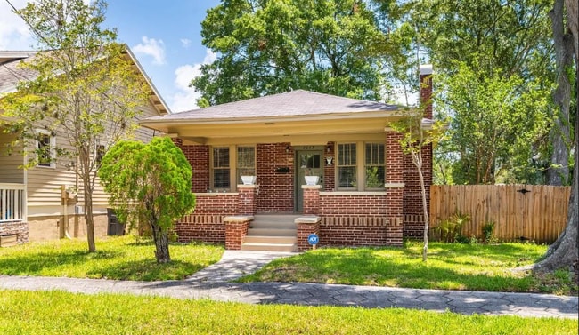 property at 2047 N Market St