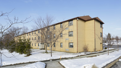 Ostrow Apartments in Erie, PA - Building Photo - Building Photo