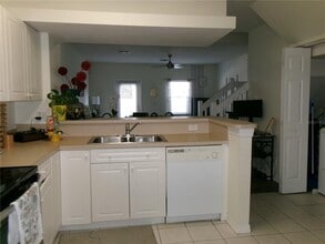 4336 Har Paul Cir in Tampa, FL - Building Photo - Building Photo