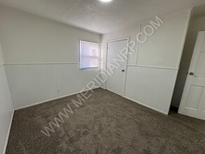 4421 Oliver St in Fort Wayne, IN - Foto de edificio - Building Photo