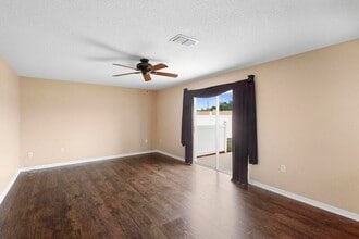 4657 Willamette Cir in Orlando, FL - Building Photo - Building Photo