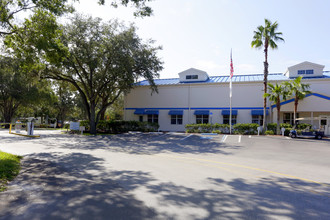 Bay Harbor Estates in Tampa, FL - Foto de edificio - Building Photo