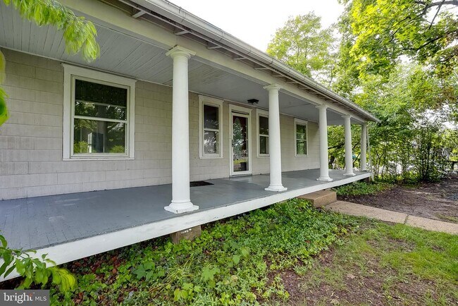 property at 422 Hainesport Lumberton Rd
