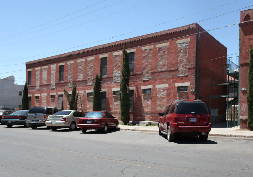 513-525 E Father Rahm Ave in El Paso, TX - Building Photo