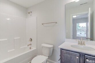 806 Rosefield Dr in Cary, NC - Building Photo - Building Photo