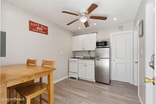 206 16th Ave in Belmar, NJ - Building Photo