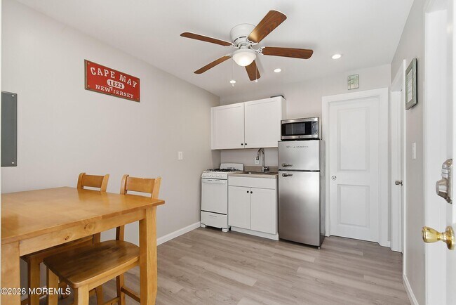 206 16th Ave in Belmar, NJ - Building Photo - Building Photo