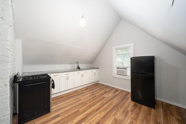 60 Randolph Ave in Jersey City, NJ - Building Photo - Building Photo