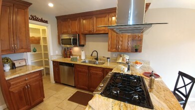 12700 Newport Ave in Tustin, CA - Building Photo - Building Photo