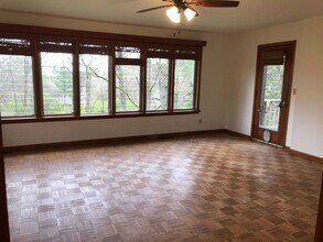 1549 W Markham Rd in Fayetteville, AR - Building Photo - Building Photo