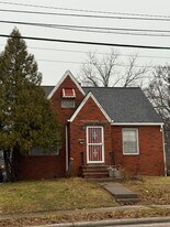 17215 Harvard Ave in Cleveland, OH - Building Photo