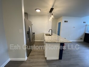 235 Locust St in Columbia, PA - Building Photo - Building Photo