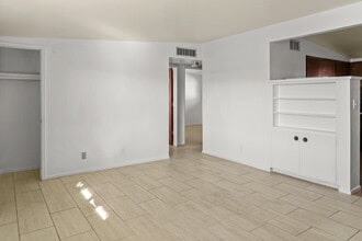 725 E Freeman Pl, Unit 725 E. Freeman Pl in Tucson, AZ - Building Photo - Building Photo