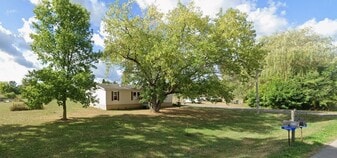 15526 Holley Rd in Albion, NY - Building Photo