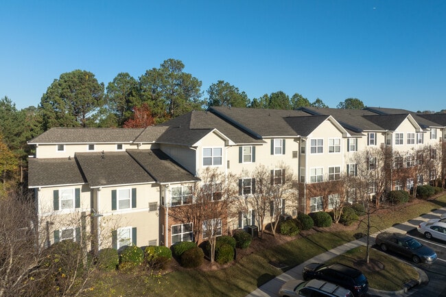 Lakeside Gardens in Durham, NC - Building Photo - Building Photo