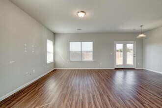 108 Kleberg Ct in Georgetown, TX - Building Photo - Building Photo