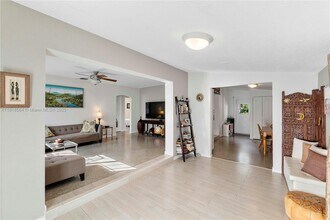 1321 NE 16th Ave in Fort Lauderdale, FL - Building Photo - Building Photo